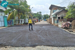 Jalan Cengkareng yang Rusak dan Berlumpur Akhirnya Diperbaiki