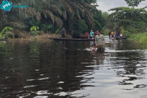 Banjir di Kampar Riau, Warga Mengungsi dan Jalan Terputus