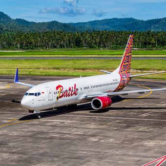 Pesawat Batik Air Mendarat Miring, Ini Kata Manajemen