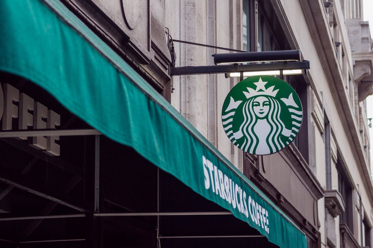Starbucks Bakal Gunakan AI di Kedai Kopi, Eksekutif Tinggi Mundur